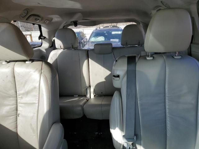 2012 Toyota Sienna XLE