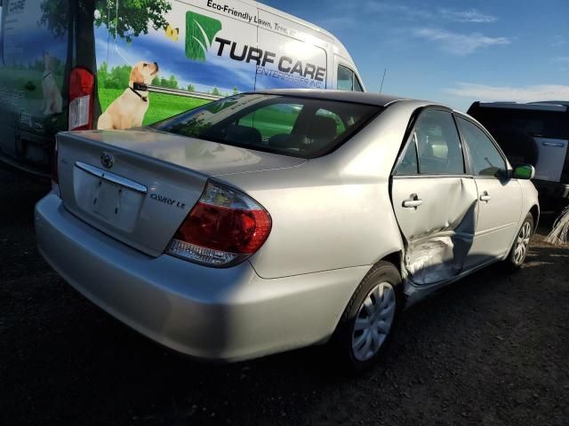 2005 Toyota Camry LE