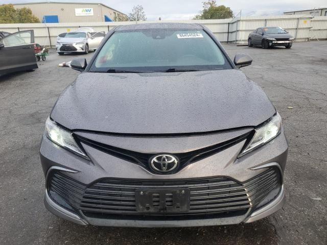 2022 Toyota Camry LE