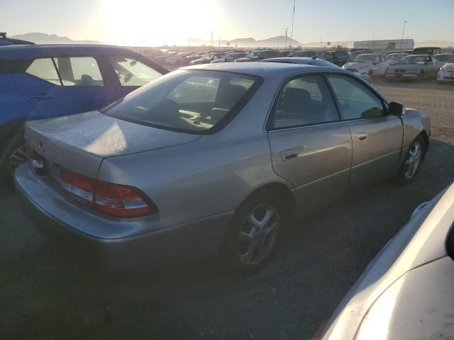 2000 Lexus ES 300