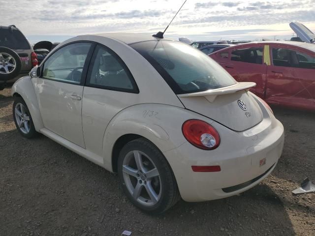 2010 Volkswagen New Beetle