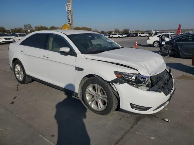 2017 Ford Taurus SEL