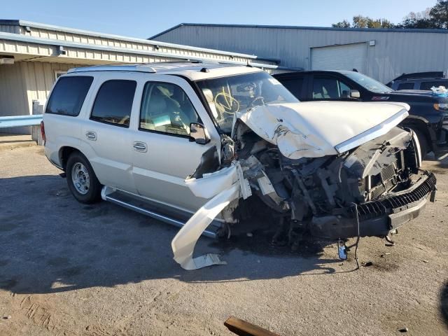 2005 Cadillac Escalade Luxury