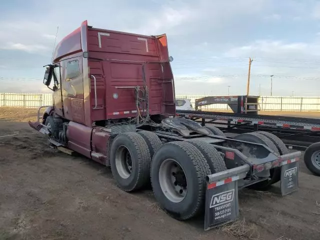 2022 Volvo VN VNL