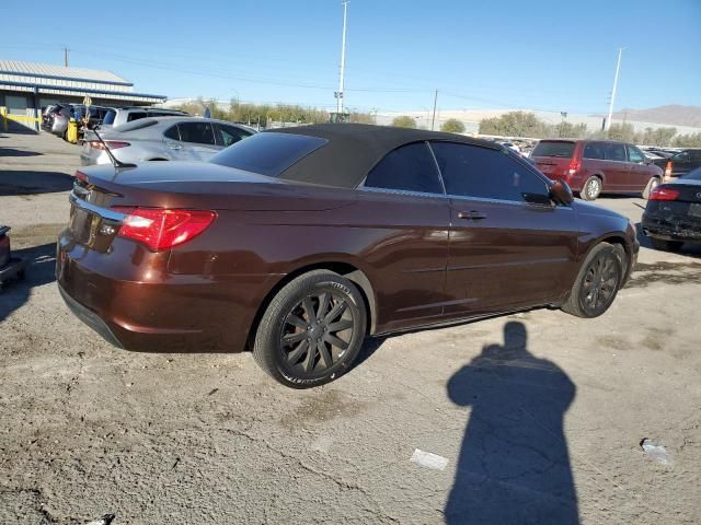 2013 Chrysler 200 Touring