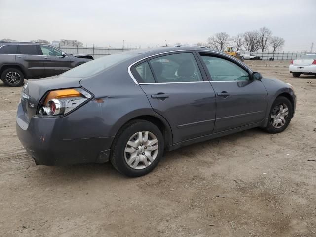 2010 Nissan Altima Base