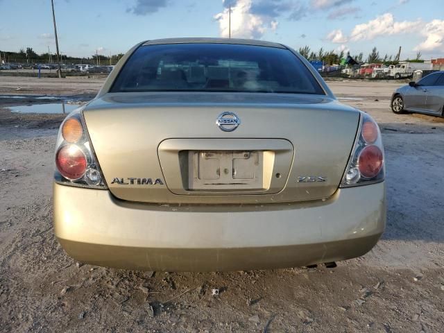 2003 Nissan Altima Base