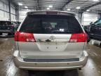 2005 Toyota Sienna XLE