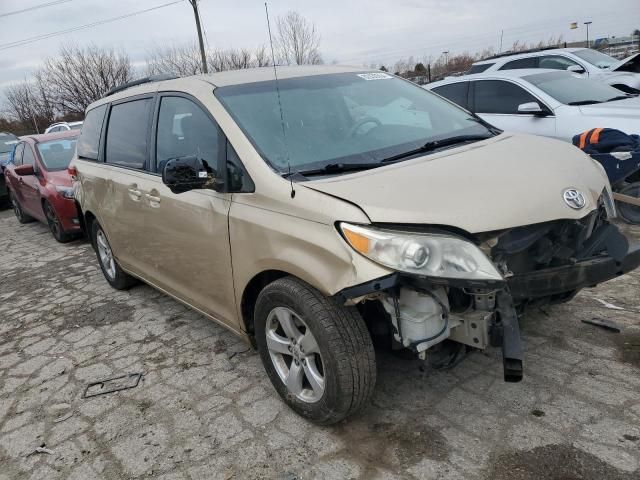 2011 Toyota Sienna LE