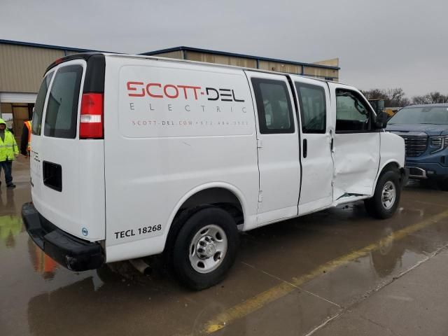 2020 Chevrolet Express G2500