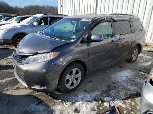 2012 Toyota Sienna LE