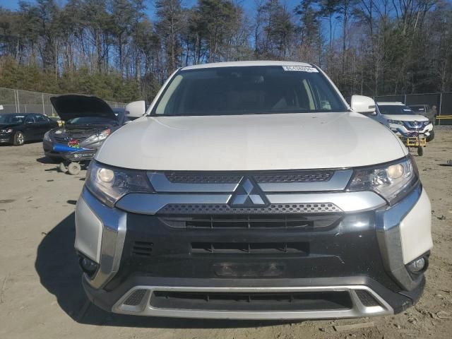 2020 Mitsubishi Outlander SE