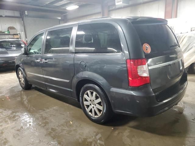 2011 Chrysler Town & Country Touring L