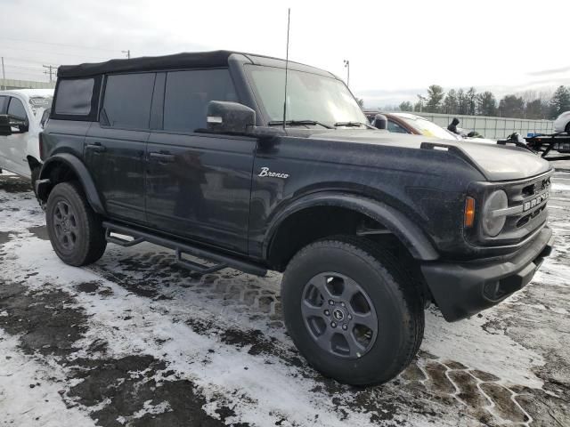 2022 Ford Bronco Base