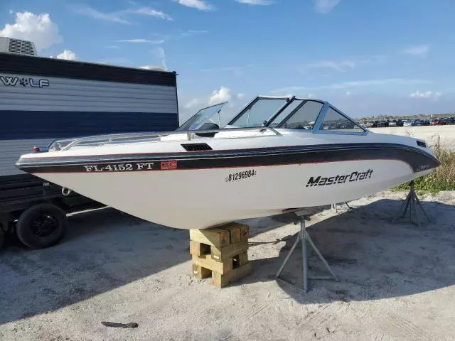 1988 MBC Boat