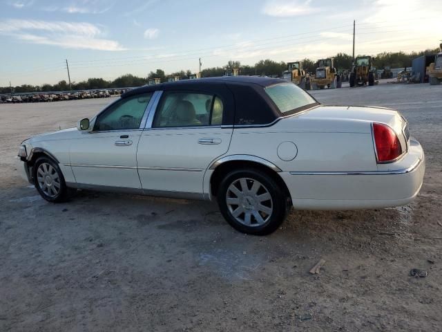 2007 Lincoln Town Car Designer