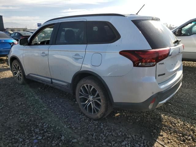 2016 Mitsubishi Outlander SE