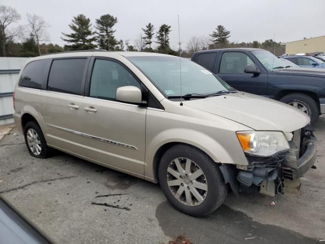 2013 Chrysler Town & Country Touring