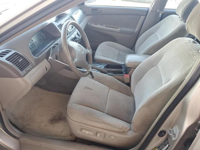 2004 Toyota Camry LE