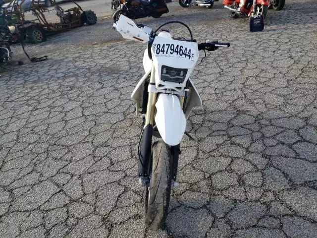 2022 Suzuki DR-Z400 SM