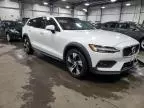 2021 Volvo V60 Cross Country T5 Momentum