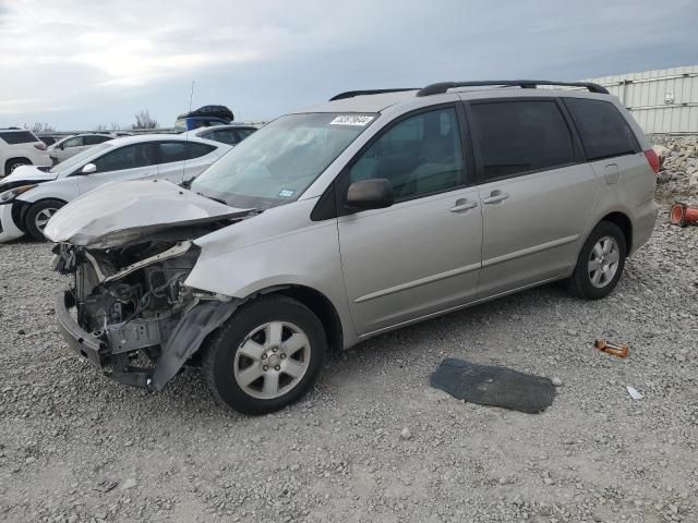 2006 Toyota Sienna CE