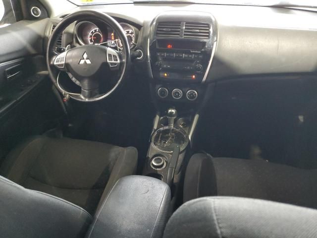 2011 Mitsubishi Outlander Sport SE