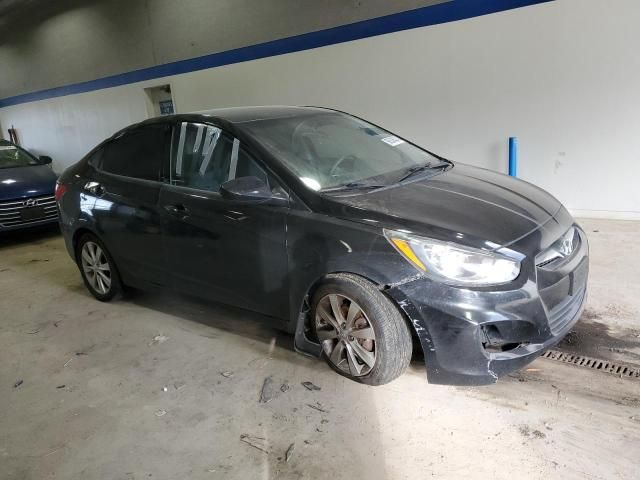 2012 Hyundai Accent GLS