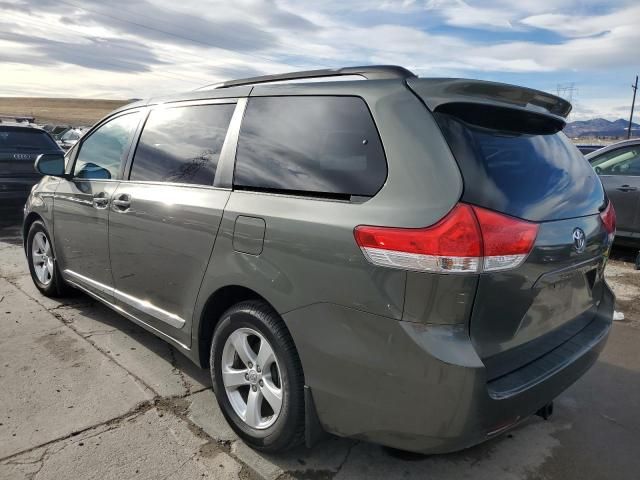 2012 Toyota Sienna LE