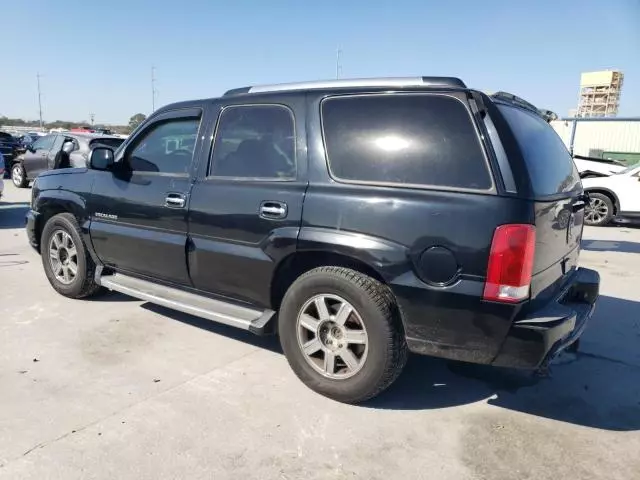 2004 Cadillac Escalade Luxury