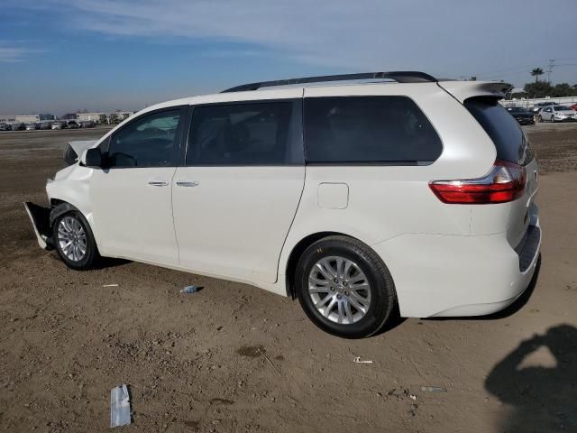 2015 Toyota Sienna XLE