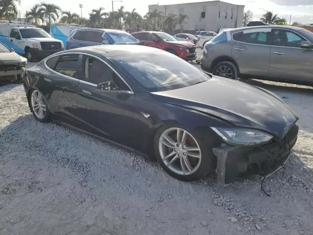 2013 Tesla Model S