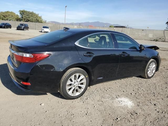 2015 Lexus ES 300H