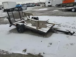 Salvage trucks for sale at Indianapolis, IN auction: 2014 Trail King Trailer