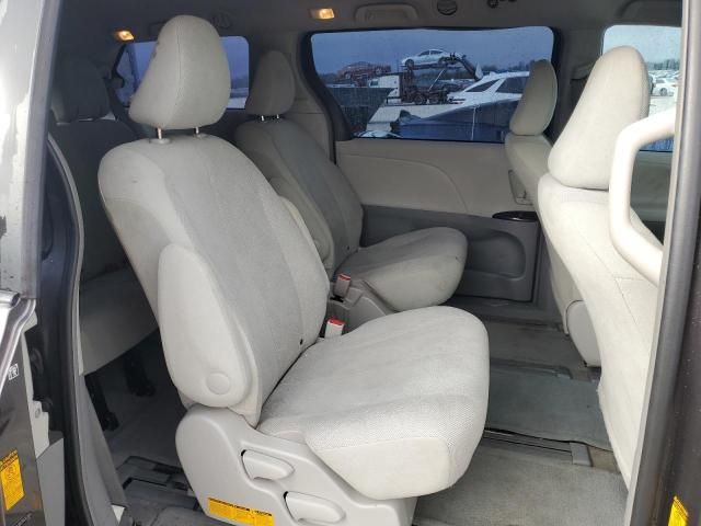 2013 Toyota Sienna