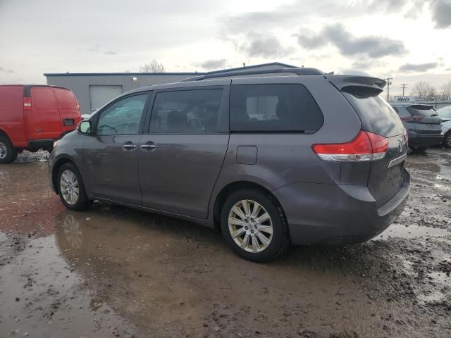 2013 Toyota Sienna XLE