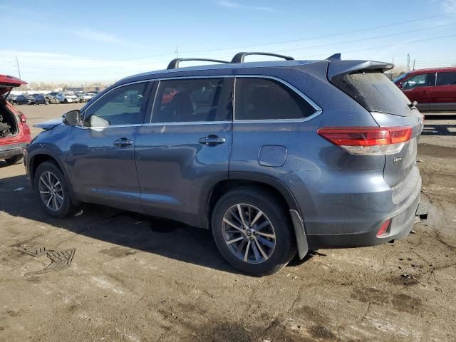 2019 Toyota Highlander SE