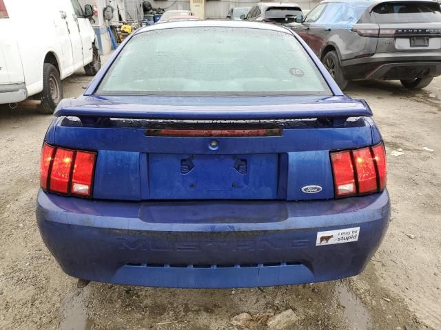 2004 Ford Mustang