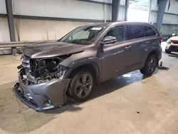 Vehiculos salvage en venta de Copart Graham, WA: 2017 Toyota Highlander Limited