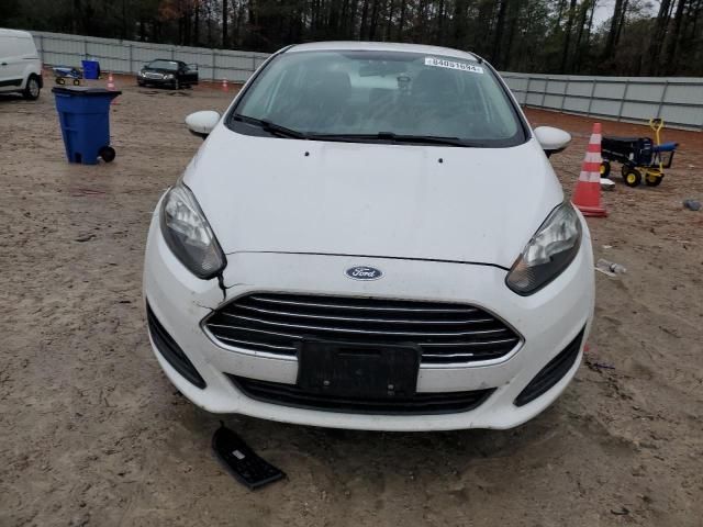 2016 Ford Fiesta SE