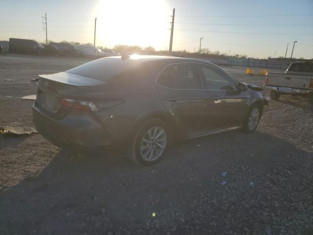 2022 Toyota Camry LE