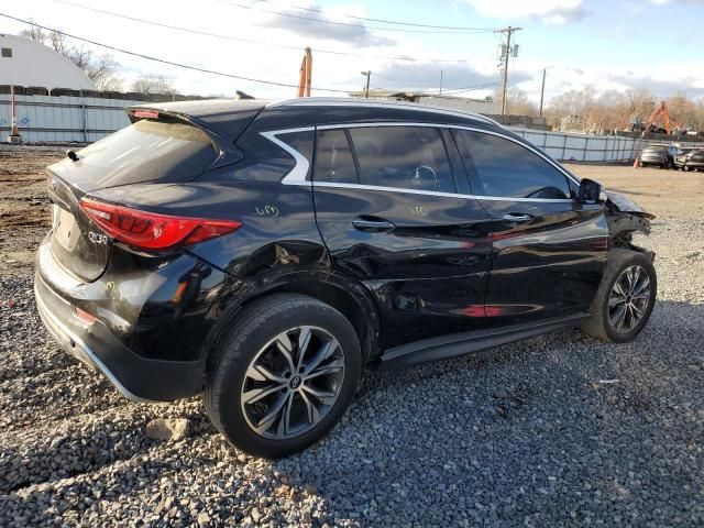 2017 Infiniti QX30 Base