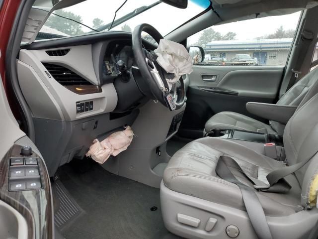 2017 Toyota Sienna XLE