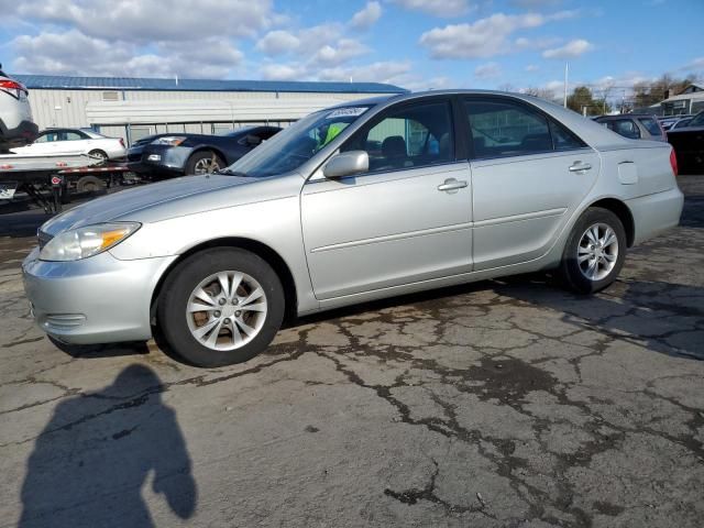 2004 Toyota Camry LE