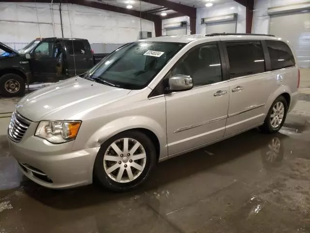 2012 Chrysler Town & Country Touring L