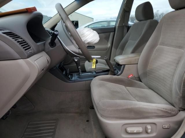 2005 Toyota Camry LE