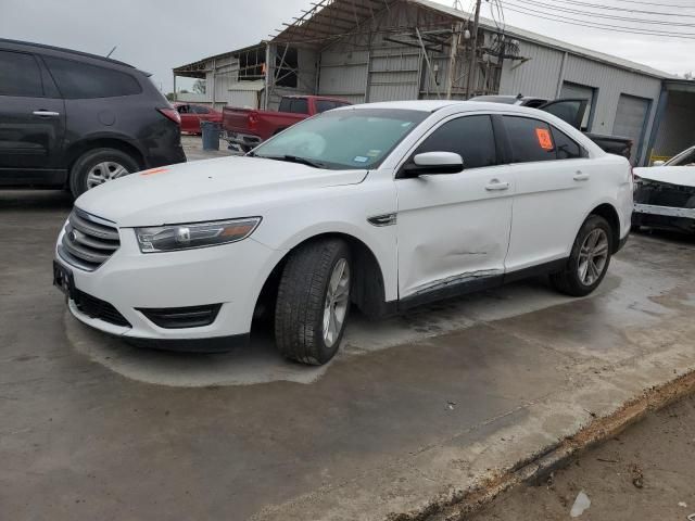 2016 Ford Taurus SEL