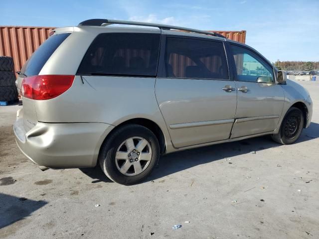 2006 Toyota Sienna XLE