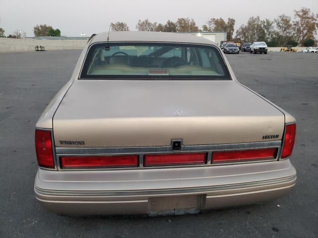 1997 Lincoln Town Car Signature