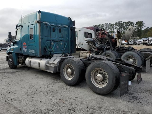 2013 Freightliner Cascadia 125